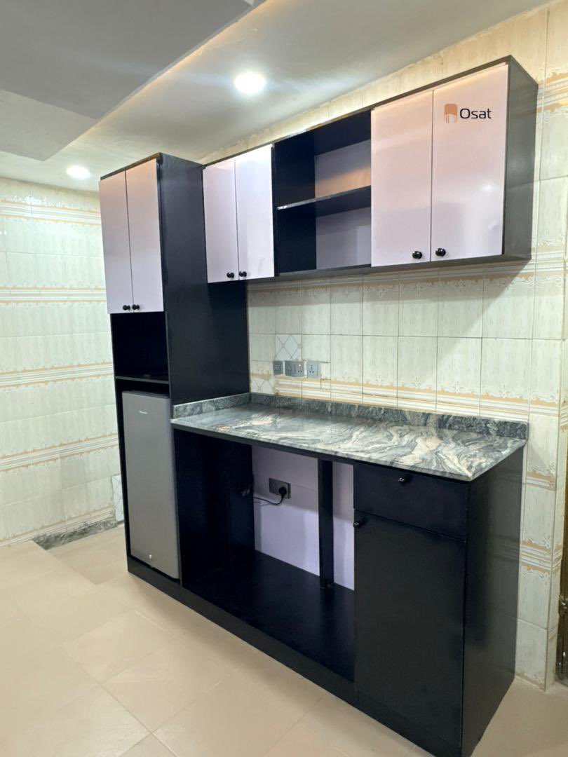 ‘A cabinet meeting was called, and the motion to get a stylish new look passed unanimously.’ 😍🤭