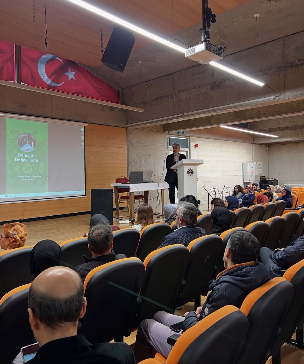 kmpaihl's tweet photo. Rehber öğretmenimiz Eda ÇANKAYA'nın “ Zorbalık" adlı sunumuyla başlatılan programımız, okul aile birliği başkanlığı seçimiyle devam edip 1.dönem 1. Veli toplantısı sonrası sona ermiştir. 
@tcmeb
@istanbulilmem
@FatihilceMEM  @meb_dinogretimi https://t.co/y3xAOGkfQ5
