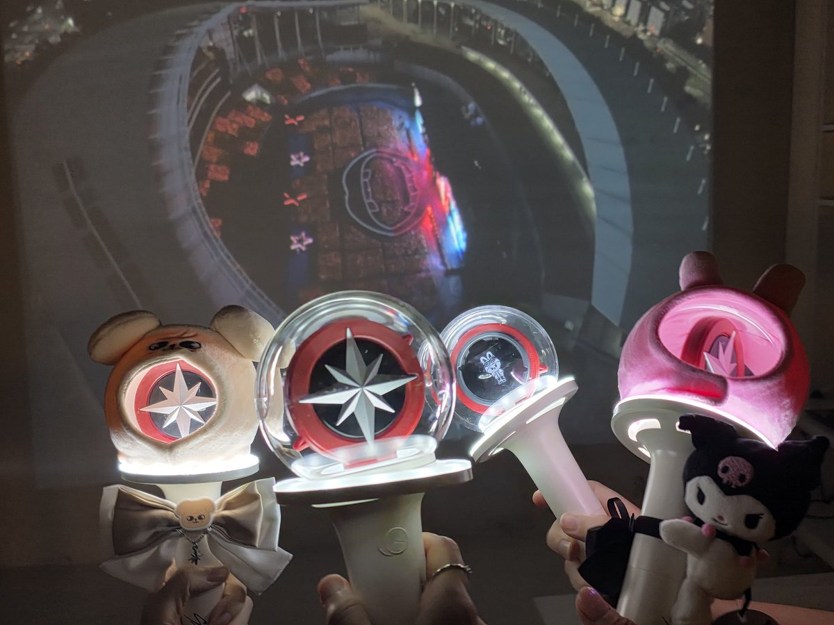 오늘 카페 플루에서 다같이 비욘라 봤어요🥹👍💕 만나면 넘 편한 분들과 재밌는 시간 보내서 세배 네배 더 즐거웠습니다>< 맛있는 음식 대접해주시구 공간 만들어주셔서 감사합니다~~!
<a href="/veritarabbitskz/">진짜토끼</a> <a href="/Little_Freak_K/">karolinames🌙🛸</a> <a href="/lxvepxem/">포도</a>