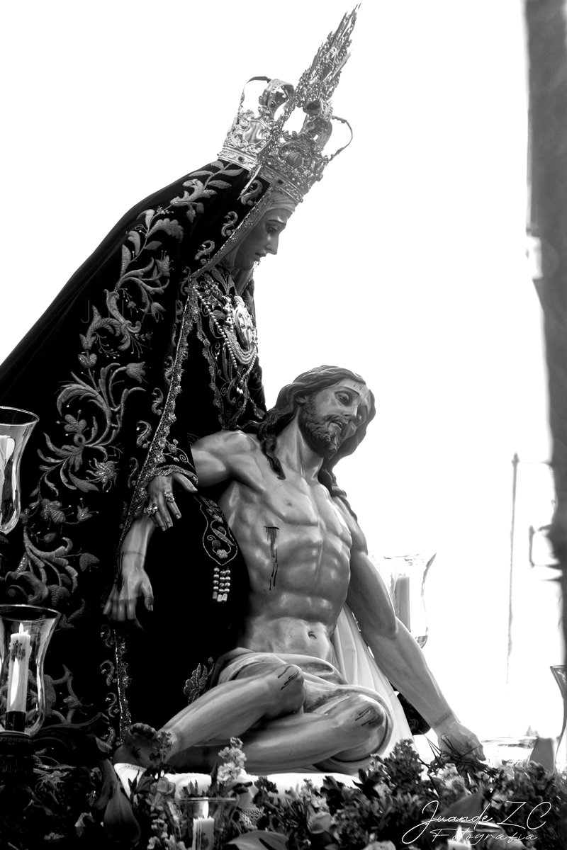 juandezc_fotogr's tweet photo. Vía Crucis Magno de Córdoba: Angustias de Montoro @Misericordia_Mo

Reportaje completo en: https://t.co/3podAGUSK3 #MagnoVCOR25 https://t.co/2T64nmmpel
