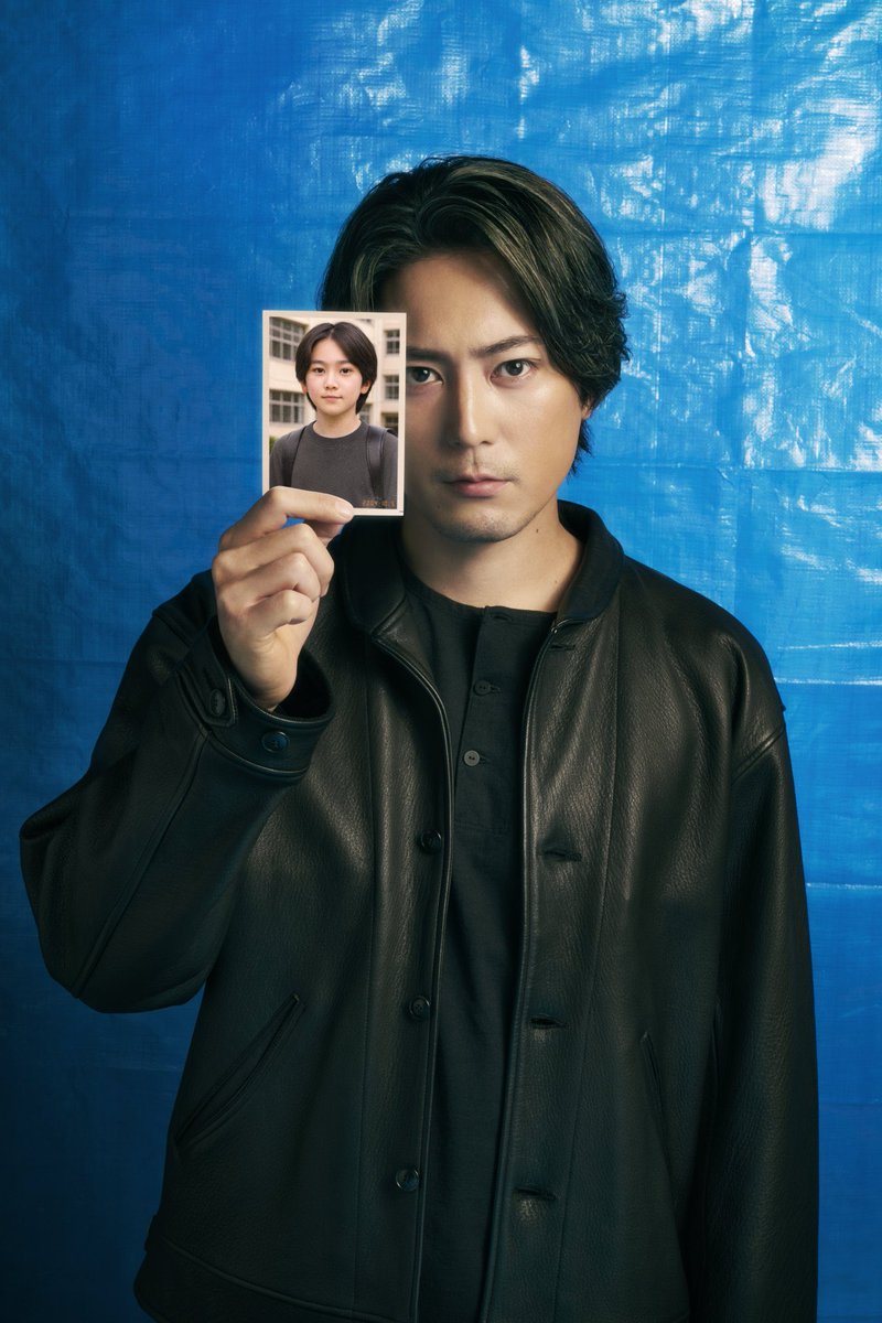qqdattakamo's tweet image. 考察考えてたら
小学生の時の写真の日付の末尾の数字がみんな違うことに気づいて、
その数字をガラケー入力(1を1回であ、1を2回でい)の方式でそれぞれひらがなに変換して、13個のひらがなを並び替えたら
「ぼくたちななにんはなかよし」
になることに気づいて寒気した
#イイワル
#良いこと悪いこと