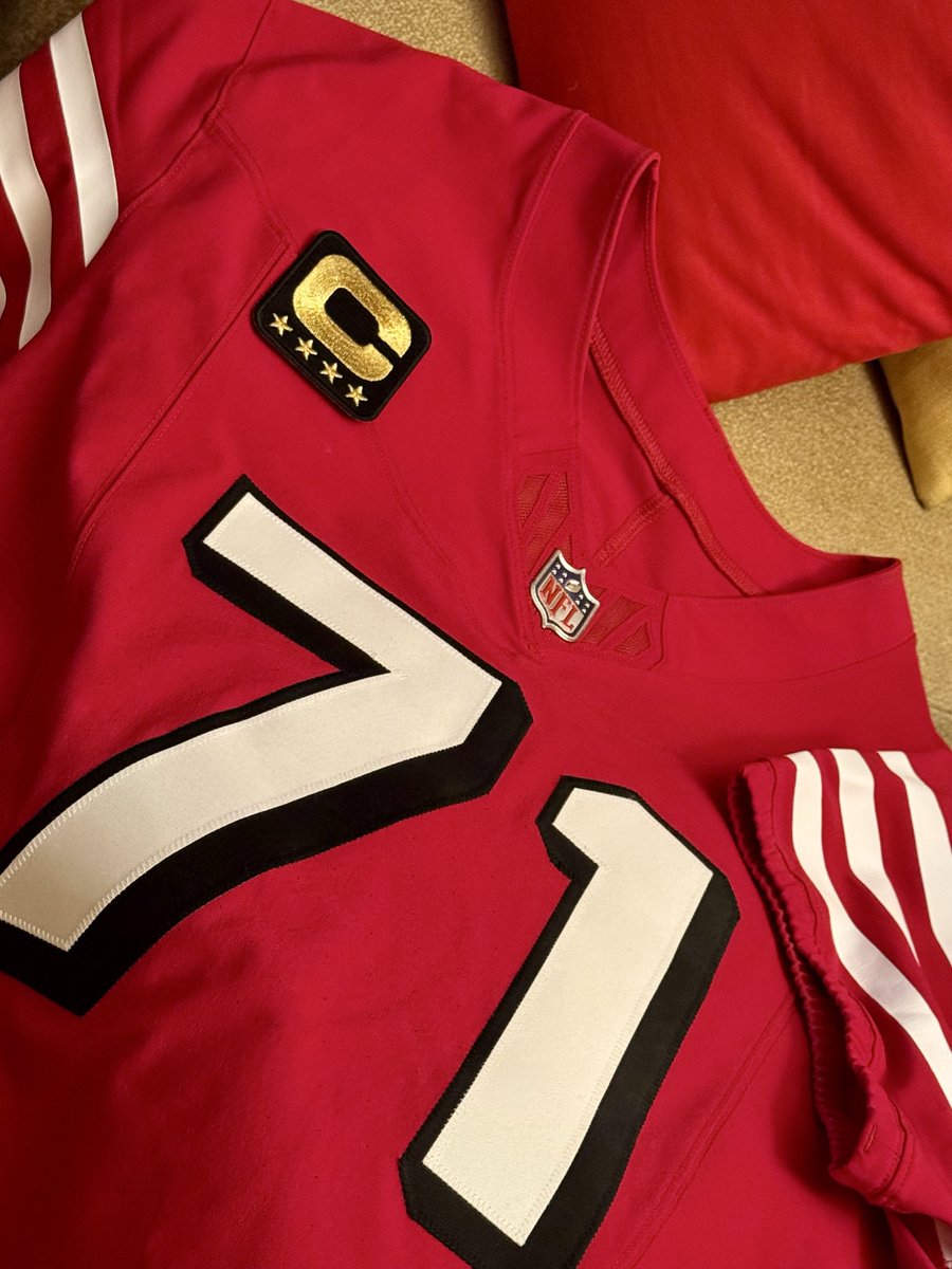 It’s game day!!! Beat the falcons!!!

❤️💛

#Gameday #49ers #Niners #SNF #SFvsAtl