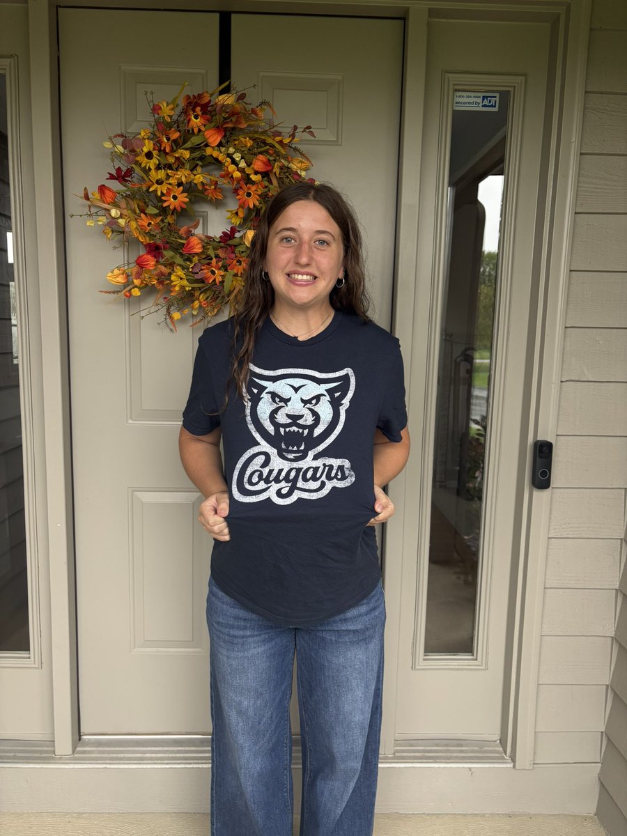 JuliaDeely2026's tweet image. Go Cougars🩵
@CoachJeffHill @MVNUsoftball