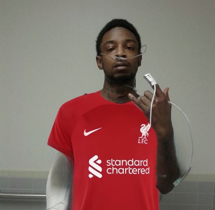 lfc_shan's tweet image. me rn if u even care