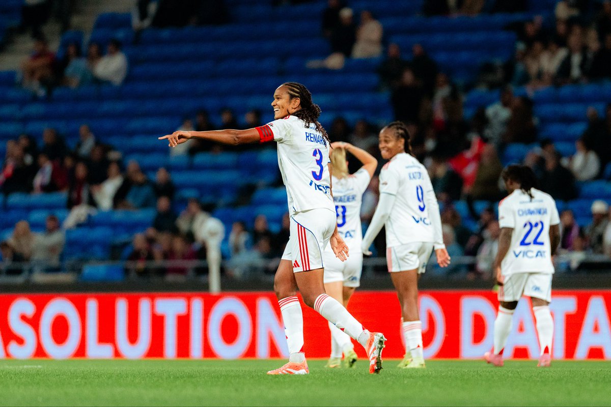 WRenard's tweet image. Une belle victoire contre Nantes 💙
Du sérieux, du jeu et un groupe qui avance dans la bonne direction 💪🏾🔴🔵
#OL #Victoire #TeamSpirit