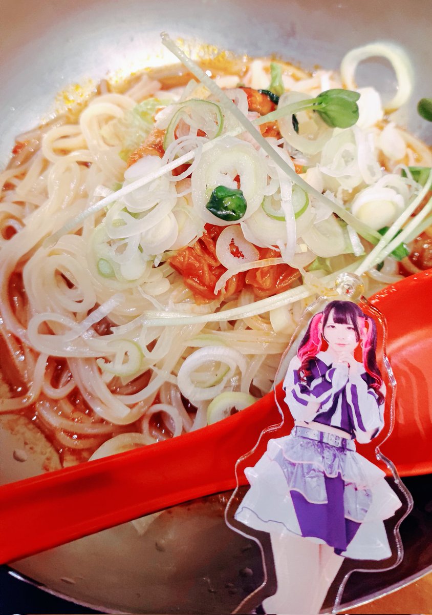 GINRO_XX's tweet image. idol_programとしてのSNSも19日をもって終わるという日にたまたま集まったオタク達で肉をくらい酒を飲み最後の日を送る事にこの先と別れにまたいつか！
#idol_program