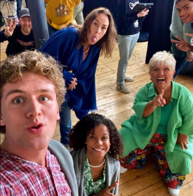 Bastiaan est candidat à la <a href="/StarAcademyTF1/">Star Academy</a> 😀
L'interprète de Louis dans #JoséphineAngeGardien "Chanter sa vie" 🎤
On est tous avec toi, Bastiaan ! 💖