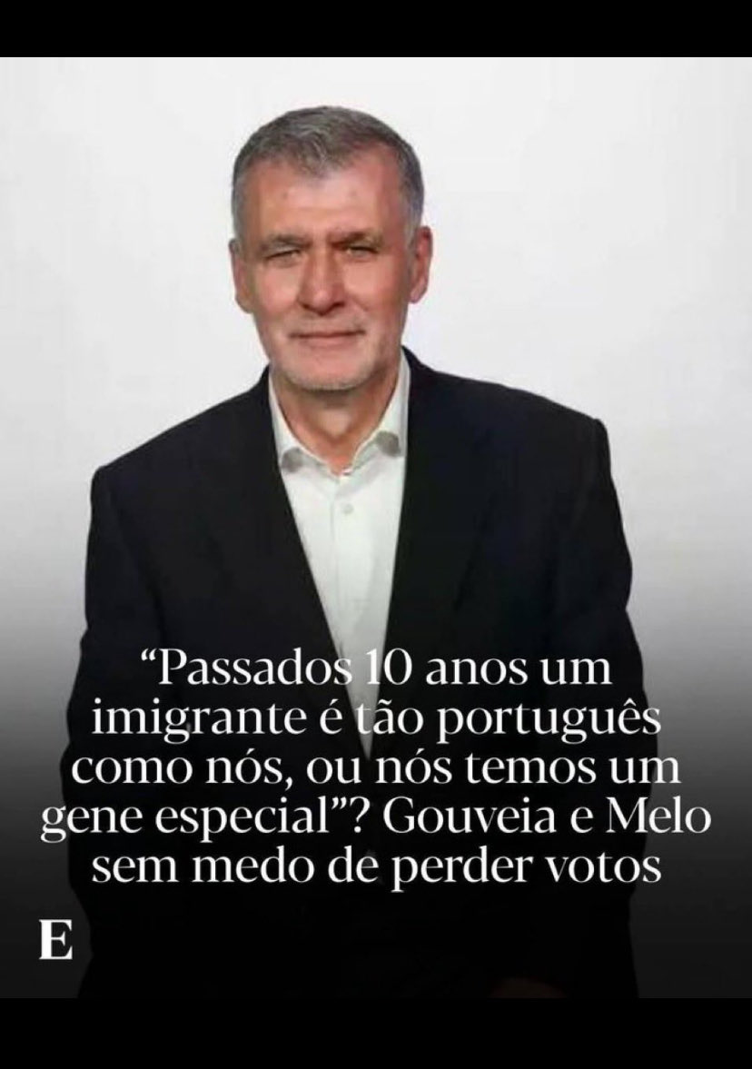 tatianaahorta's tweet photo. Nem pátria, nem vergonha!

Este senhor não entende, não quer entender ou, pior ainda, é limitado ao ponto de nem ter capacidade cognitiva para tal. Fui emigrante alguns anos e respeitei o país que me acolheu. Trago-o no coração. Fui bem tratada também porque me pautei pelo respeito e pelo compromisso de não tirar um cêntimo a quem lá vive e trabalha. Dei o que pude e recebi apenas o que me era devido, nada mais!

Mas estivesse eu 3, 30 anos ou uma vida inteira na Irlanda, nunca seria irlandesa. Repito, NUNCA! E se algum dia me chamassem isso, seria em tom de carinho, talvez numa brincadeira entre amigos. Porque eu não nasci na Irlanda. Aquela não é a minha pátria. A cultura partilha-se, os costumes aprendem-se, mas a identidade nacional não se cola com calendário nem decreto.

E vem ele perguntar se temos “um gene especial”? 
Se quer rasteirar a discussão a esse nível, que o faça. O que é verdadeiramente alarmante é fazê-lo enquanto aspira a representante da nação. O desprezo que tem pelos portugueses transpira-lhe, não consegue disfarçar nem por um segundo.

Tanto os irlandeses como os portugueses, e falo da Irlanda porque lá vivi, têm sim um gene especial, que ele claramente não tem: chama-se patriotismo. Algo que, sendo militar, devia compreender melhor do que ninguém. Mas segundo o que já se ouvia (das tais “más línguas”, dos “parolos”, como talvez lhes chamasse, agora embrulhado num socialismo arrogante e subtil que o acolhe de braços abertos) nunca foi propriamente exemplar na sua profissão. Dou-lhe essa espécie de desconto (note-se aqui o meu sarcasmo). 

Agora, ao povo português não dou desconto nenhum. Prestem atenção ao discurso deste homem. Não se deixem embalar por pose, farda passada ou ar de importância. O que ele diz, o que insinua e o que normaliza é grave! Representa tudo aquilo que corrói a nossa identidade nacional: a relativização da pátria, a desvalorização do povo e a substituição do orgulho por cosmopolitismo vazio.

E não se enganem, se esta figura for eleita, em muito pouco tempo estaremos afastados de qualquer noção de soberania. Caminharemos para um país irreconhecível, empurrado para um terceiro mundo social e cultural, e pior, sem direito a queixa.

Este homem dá-me arrepios porque consigo ler nas entrelinhas aquilo que muitos ignoram. E digo-o com total convicção, este senhor não está, nem estará, preocupado com o povo português ou com o futuro do país. Quem o eleger, fá-lo contra si próprio.

Portugal não é um disfarce que se veste ao fim de 10 anos. É terra, é sangue, é herança e é lealdade. Quem não entende isto, não tem condições para representar a nossa República.