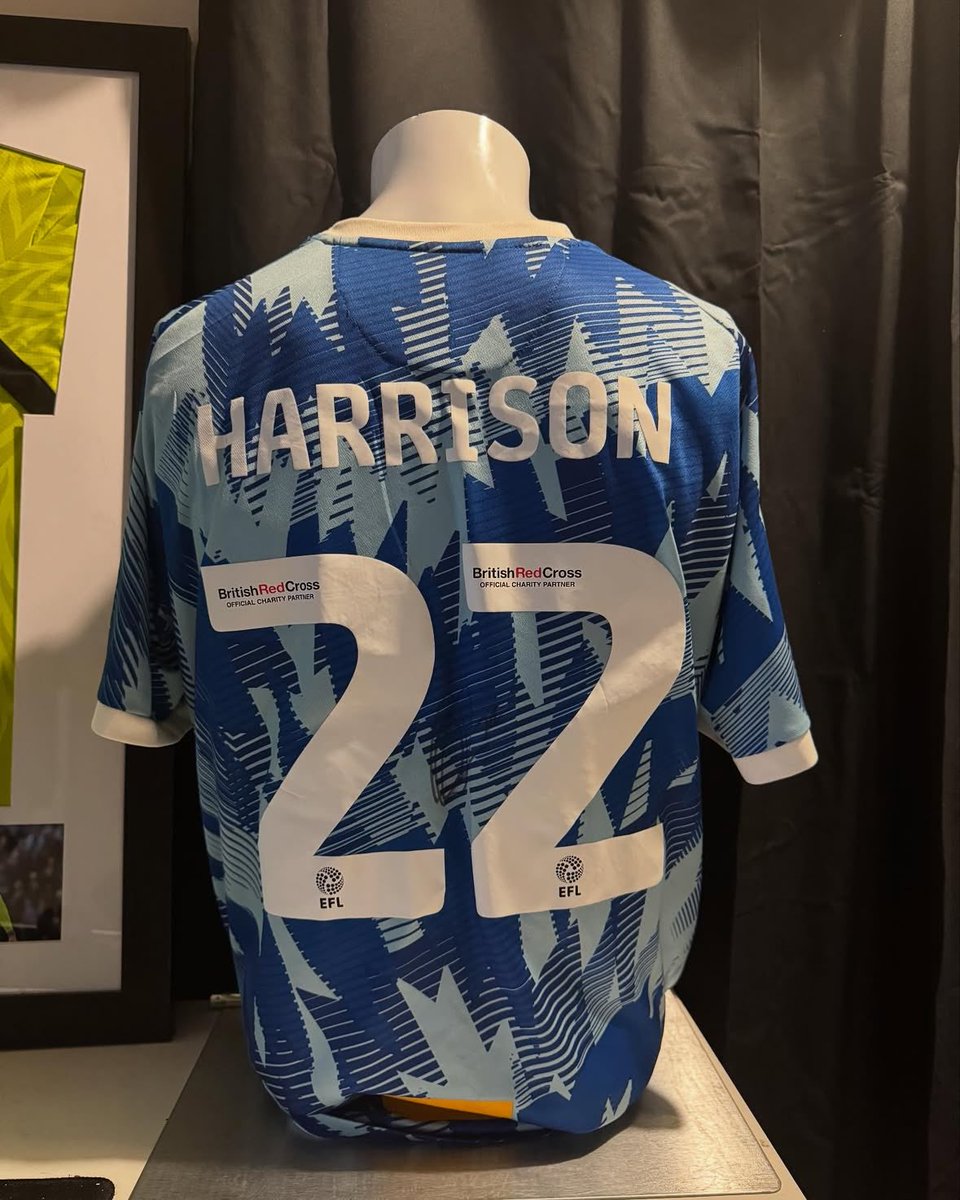Port Vale Matchworn tweet media