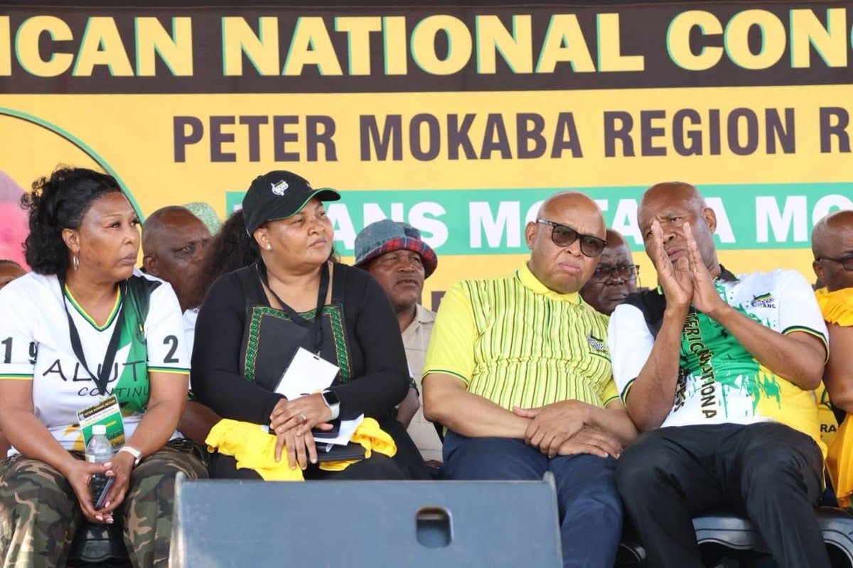 [Via ANC Peter Mokaba Region] 
CELEBRATING AND REMEMBERING THE LIFE AND TIMES OF COMRADE FRANS MOFAPA MOHLALA

ANC NEC member and Deputy Minister of Police, Cde Cassel Mathale, delivered the lecture on the life and times of Cde Frans Mohlala and the history of the Political