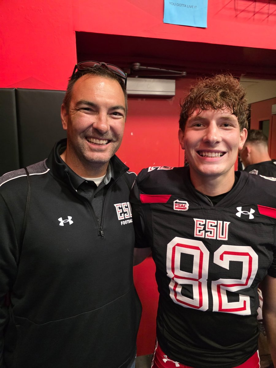 Watching my 1st player in an ESU uniform just hits different! We are extremely proud of you, Jaden. Keep up the great work. Ⓜ️🐻🏈