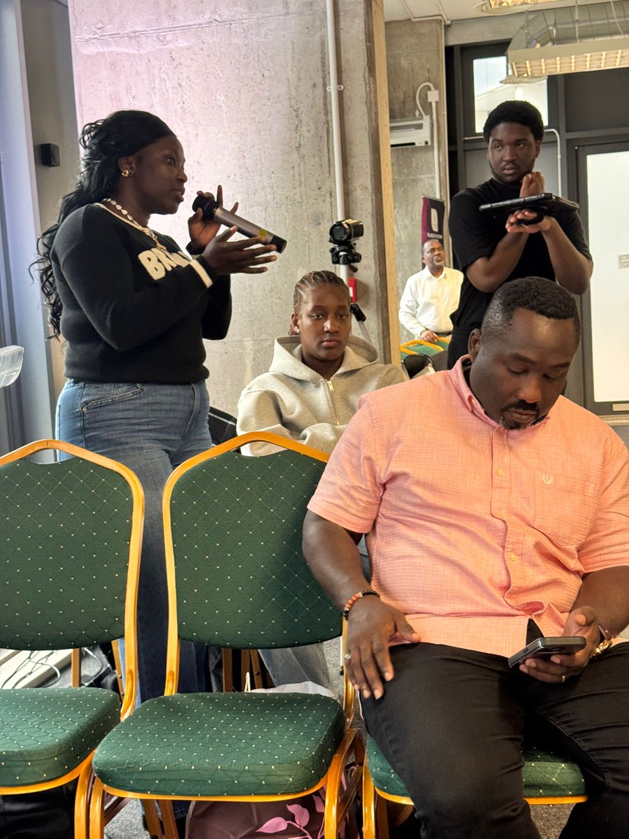 felixmakjr's tweet image. Happy Sunday

It was youth take over service today - panel discussions on parental boundaries &amp;amp; racism in celebration of black history month

#happysunday #felixmakjr #fmjtalks #happynewweek