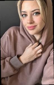 princessc442's tweet image. my eyeliner is perfect but my life choices are sketchy