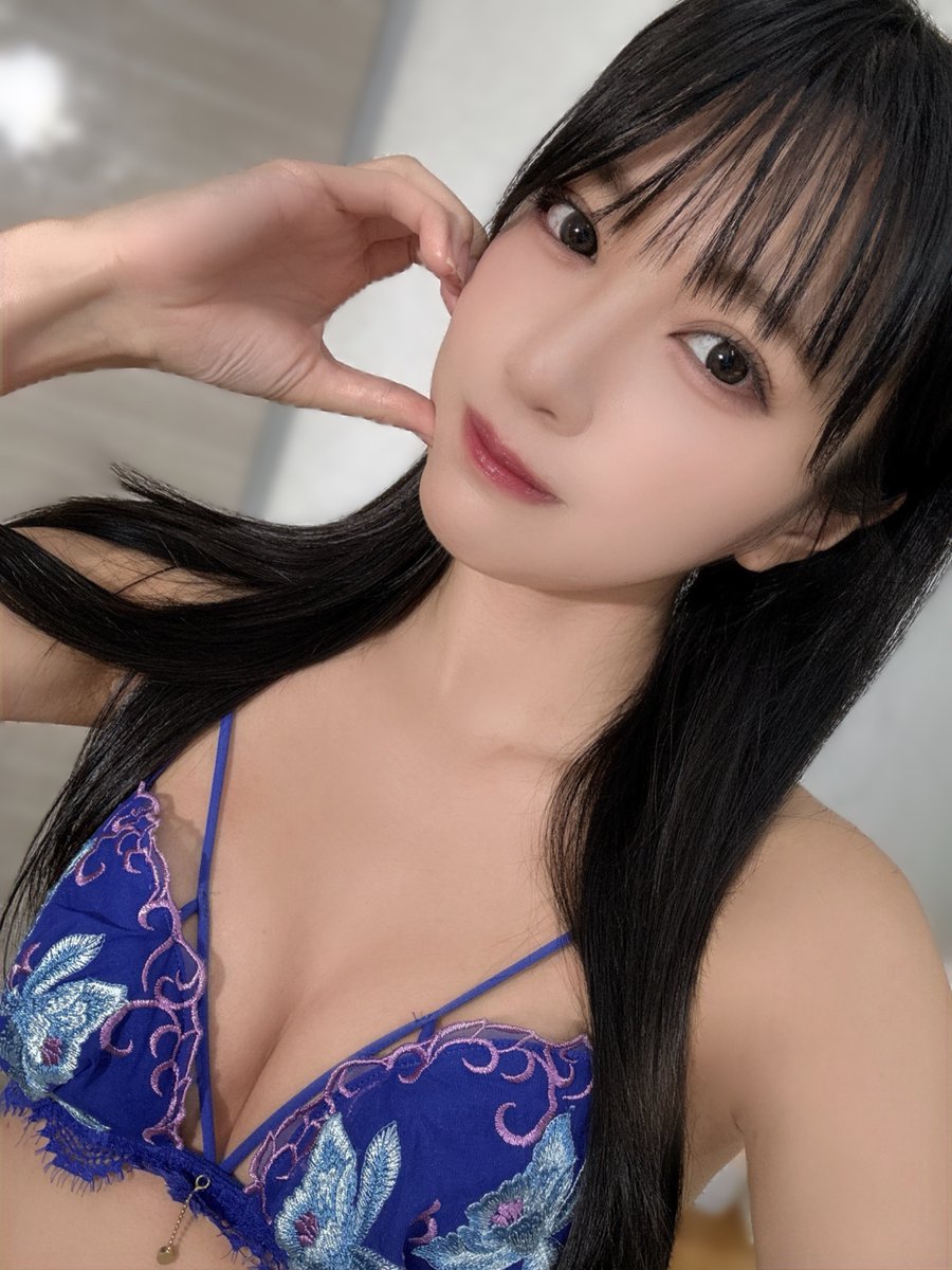 おはなつ🍎
.
#おはようグラビア #グラドル自画撮り部 #おはなつ