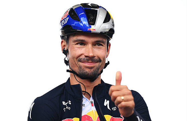 We made it, season 2025 done and dusted!
It was what it was... Some were in front, some were behind. And for the 2026, you always hope for the best.
Right, Rogla? 😉😊💖

📸 Dario Belingheri/Getty Images