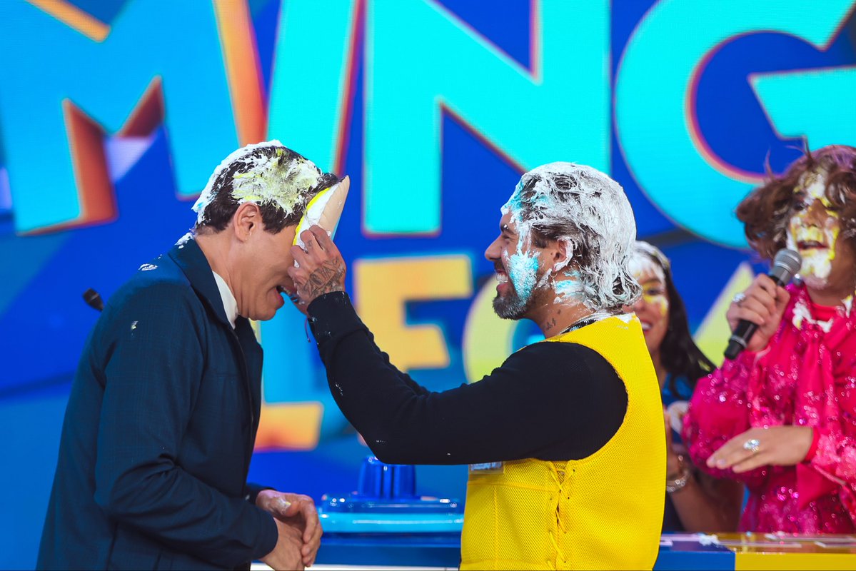 zefelipecantor's tweet image. Quem tá de 👀 no @Domingo_Legal ?