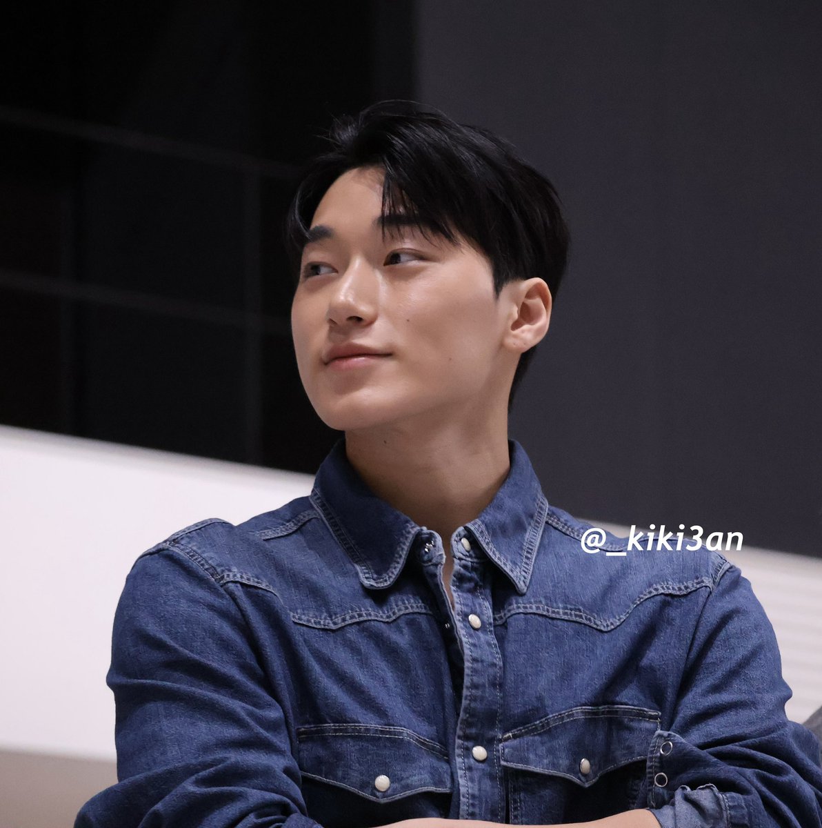 251018 団体サイン会 団サ

😽🫶

#에이티즈 #ATEEZ #산 #SAN #サン