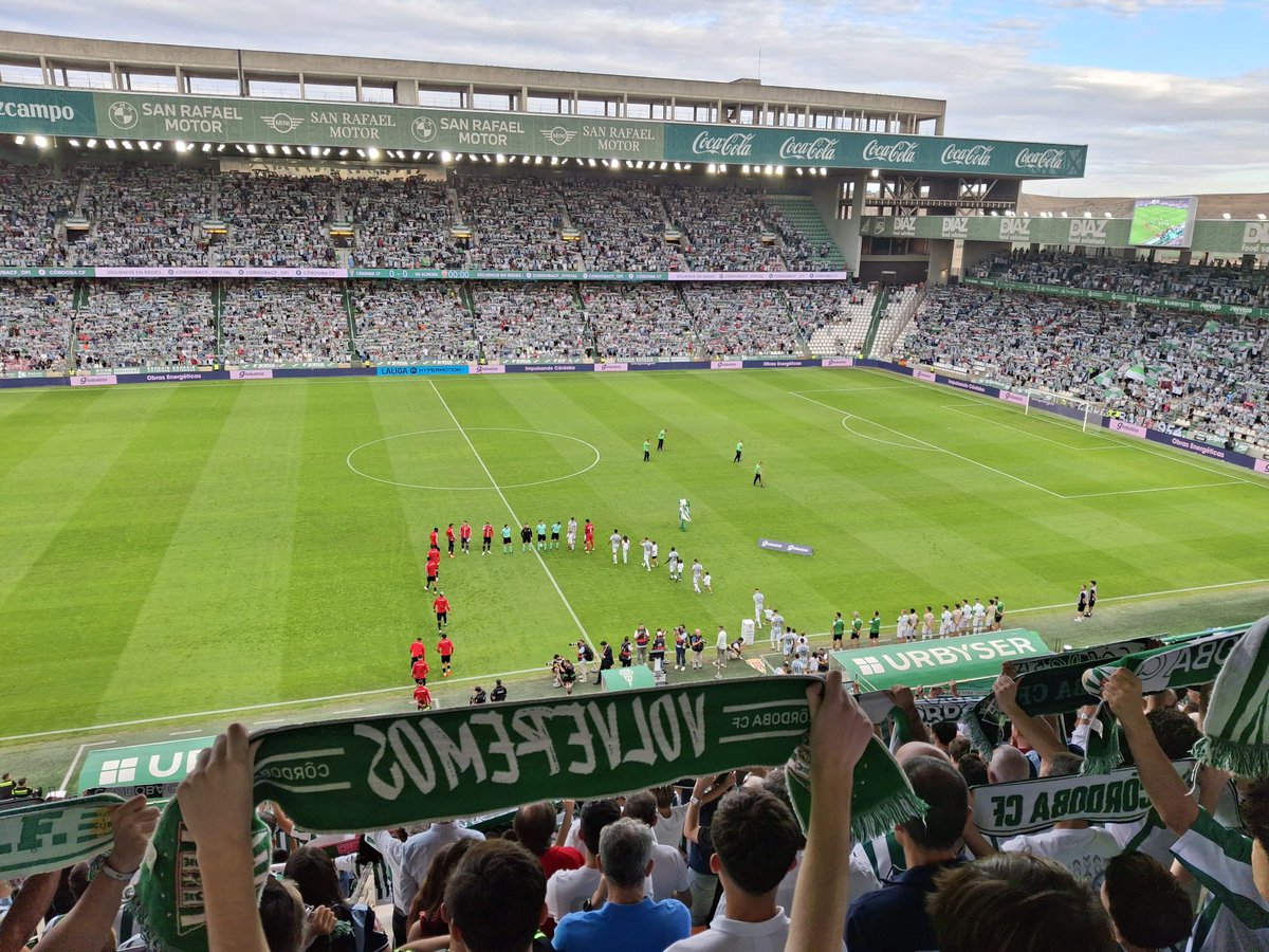 🔛⏱️ ¡Comienza el encuentro! ¡Partidazo andaluz en El Arcángel! ⚽️

🟢⚪️ <a href="/CordobaCF_ofi/">Córdoba CF</a> 
🆚
🔴⚪️ <a href="/U_D_Almeria/">UD Almería</a> 

🎙️ <a href="/ILDEFV/">Ildefonso Fernández</a>

🗣️ <a href="/DJuradoCD/">David Jurado</a>
🗣️ <a href="/ManuelNunezC/">Manuel Núñez</a> 
🗣️ Juan Peña Varela
🗣️ <a href="/edugilsan/">Eduardo Gil</a> 

#CórdobaAlmería
#LaLigaHypermotion

📻 <a href="/CanalSurRadio/">Canal Sur Radio</a>
🌐 csur.red/c07a50SZIHe
📱 App