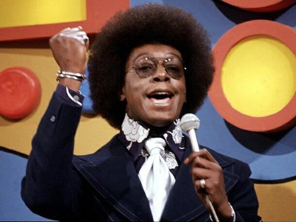 TheIdolater's tweet image. I find it funny how a lot of people compare black human Tenna designs to Steve Harvey when almost all of them resemble like Don Cornelius