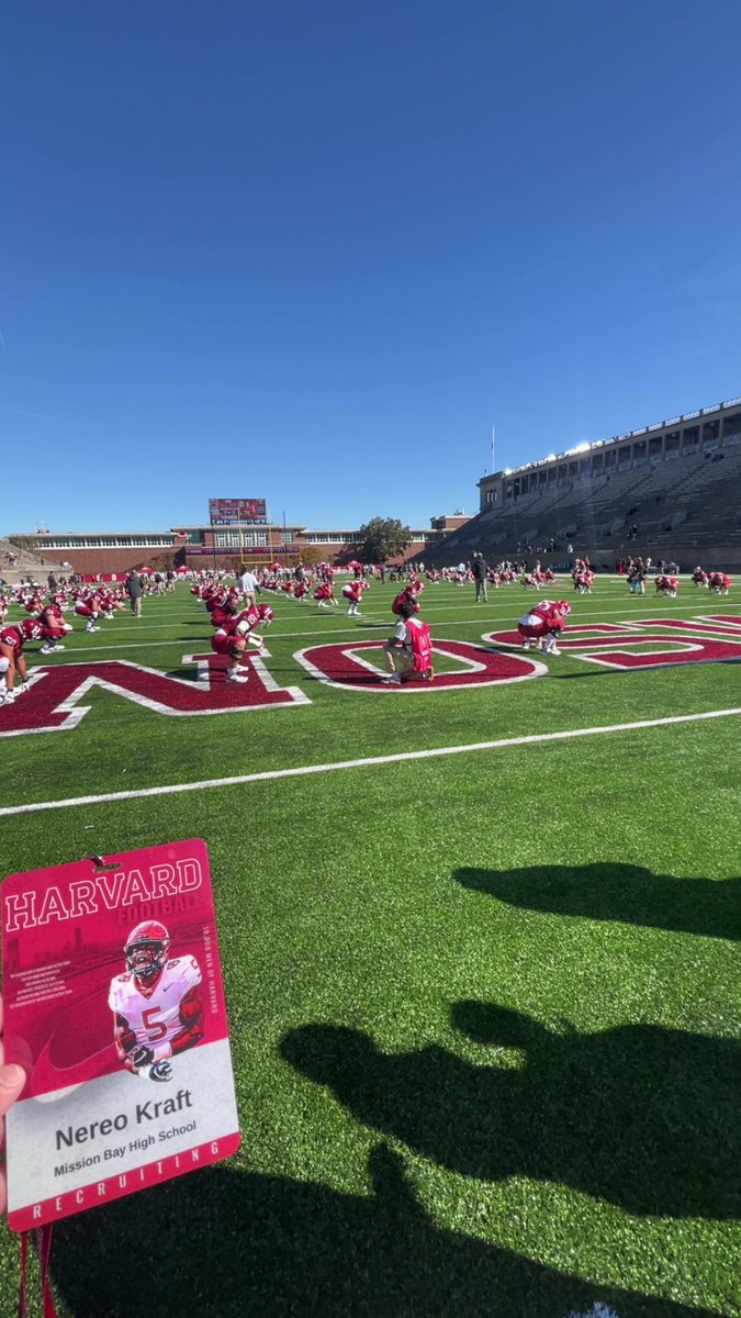 Had a great time in Harvard yesterday watching the game and meeting the coaches! Thank you for the hospitality <a href="/HarvardFootball/">Harvard Football</a> and <a href="/Cinjun_Erskine/">Cinjun Erskine</a>! <a href="/Coach_Aurich/">Andrew Aurich</a> <a href="/ScottLarkee/">Scott Larkee</a> <a href="/Coach_Johnson76/">Logan Johnson</a> <a href="/Coach_Joel_Lamb/">Joel Lamb</a> <a href="/Ryan_Kalukin/">Ryan Kalukin</a> <a href="/MissionBayFball/">Mission Bay Football</a>