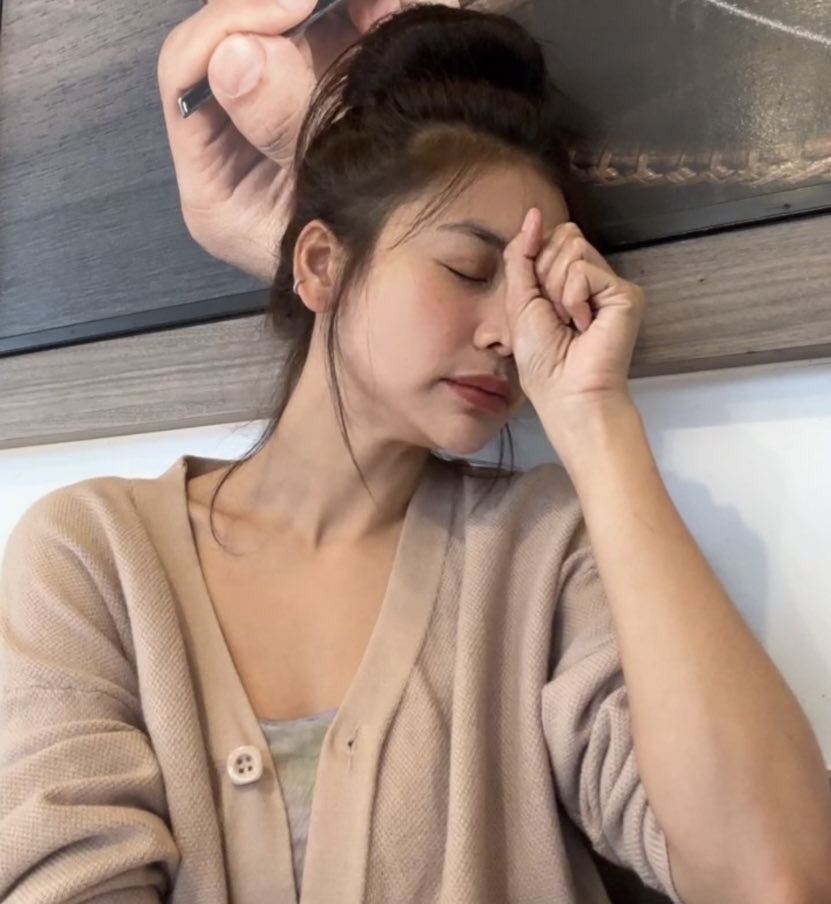 lumitayller's tweet image. Todos os dias é uma briga besta, eu sendo uma fã solo da Freen estou muito feliz vê-la brilhando e vou apoiar ela em todas as suas decisões independentemente de quais sejam elas, ser fã é saber respeitar as escolhas do seu ídolo e a escolha da Freen é ter a Becky na vida dela.