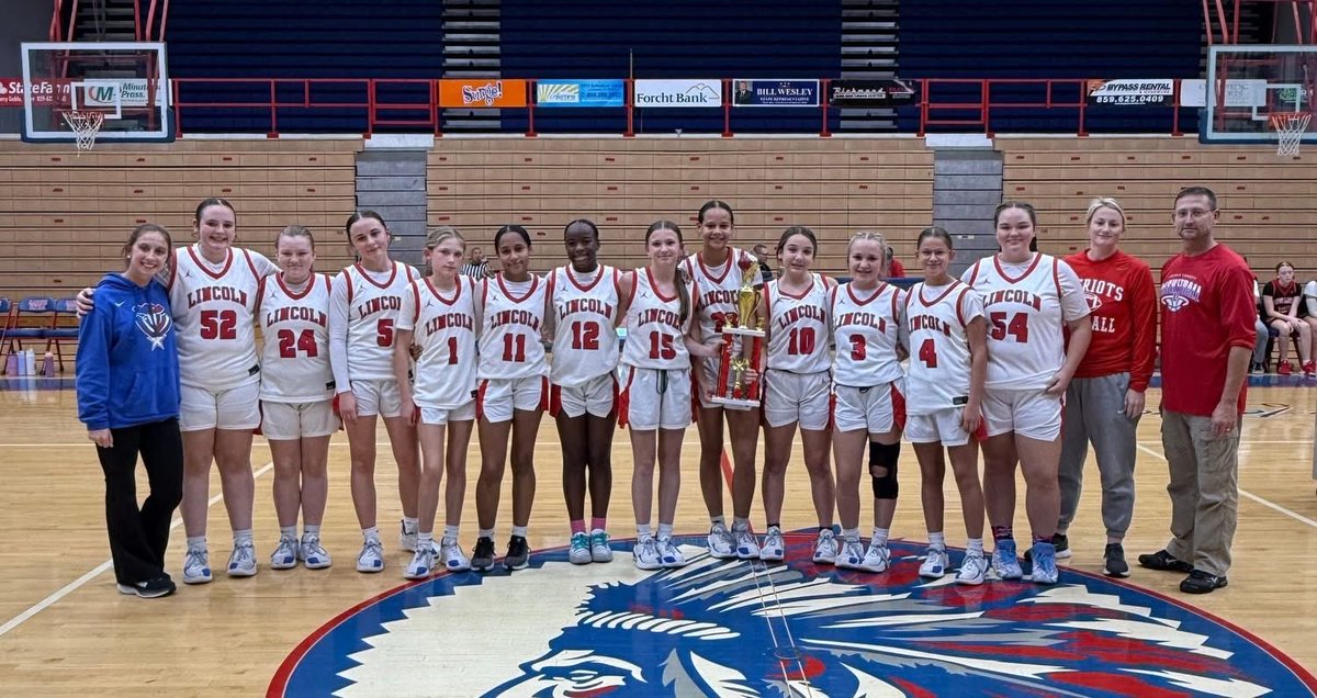 Congratulations to the LCMS 8th grade Lady Eagles for finishing runner-up at the State Tournament in Richmond.

The team finished 20-5.

🏀Salt River Conference Champs
🏀State Tournament Runner-Up
All-Tournament Team: Clareese Dunn
Player of the Championship Game: Airana Turner