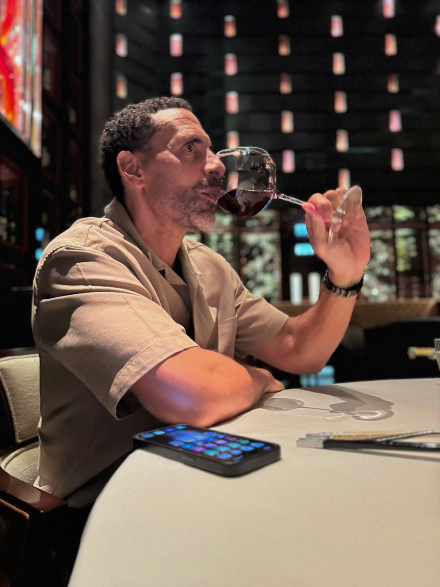 Rio Ferdinand tweet media