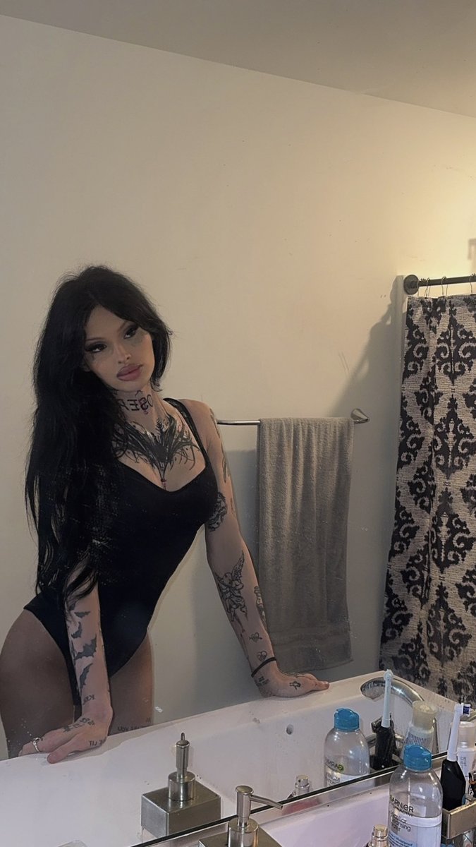 Tengo muchas ganas, todas son bienvenidas y más si son para noviar

#freerol #sexrol