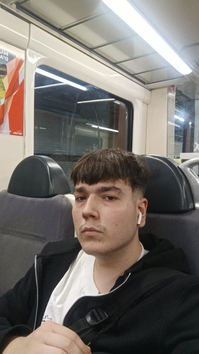 🧠🐊Ekiks🐊🧠 (@_ekiks_) on Twitter photo The nationality / the face The nationality / the face