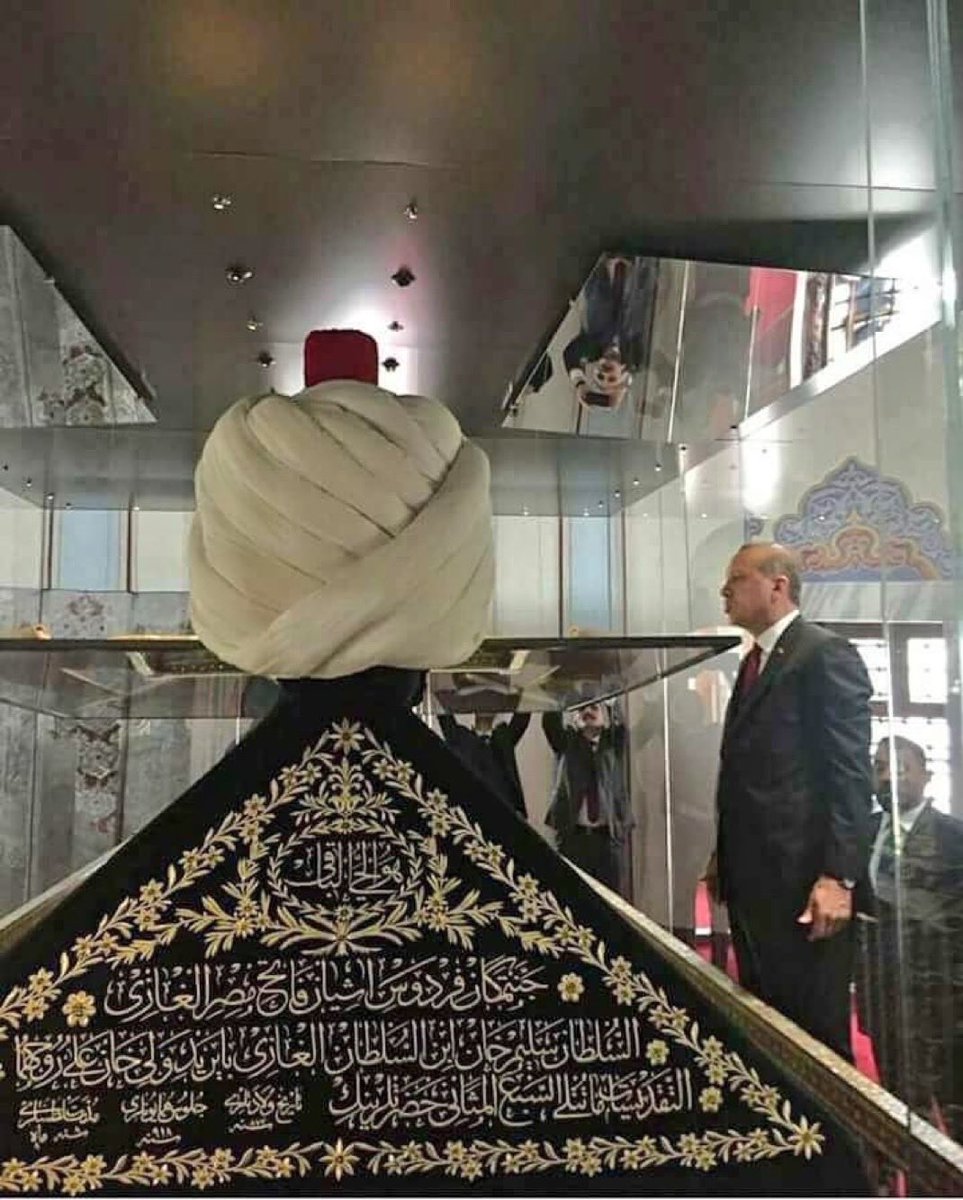 Kıbrıs Konusunda Söyleyeceklerim Bundan İbarettir !

“Bir Gece Ansızın Gelir
Krallığınızı
İmparatorluğuma Katarım.

[ Fatih Sultan Mehmet Han ]

Herkes Aklını Başına Alsın
#KıbrısTürktür 
KKTC
