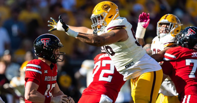Three Up, Three Down: What went right for the Red Raiders and what didn't go so well in the 26-22 loss @ Arizona State? We take a look with our weekly three up, three down #GunsUp #WreckEm

➡️ on3.com/sites/red-raid…