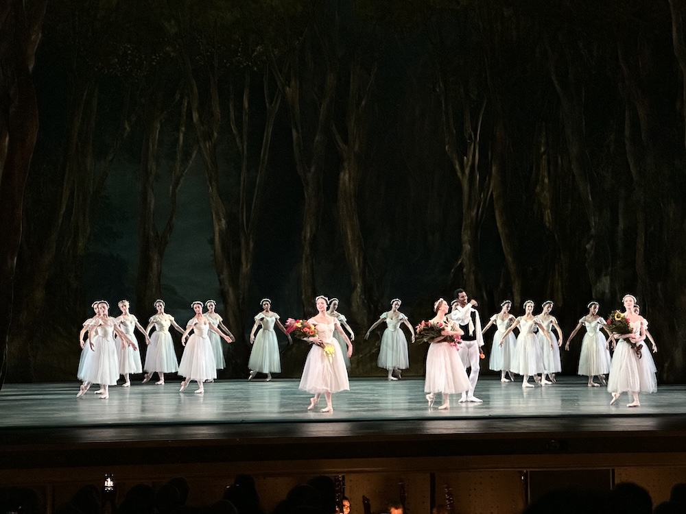 HiClassMag's tweet image. American Ballet Theatre 2025–26 Seasons at the Koch Theater hiclassmag.com/american-balle…