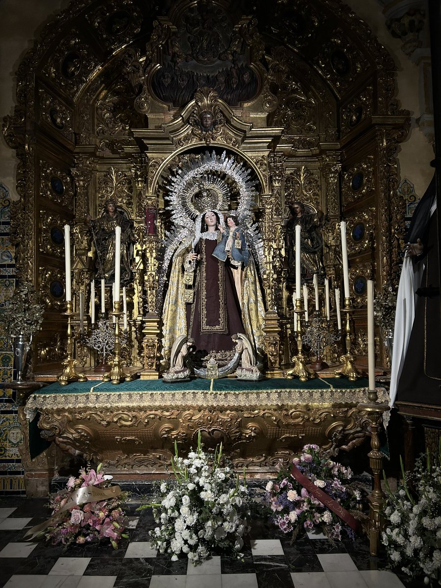 Estandarte de Sevilla tweet media