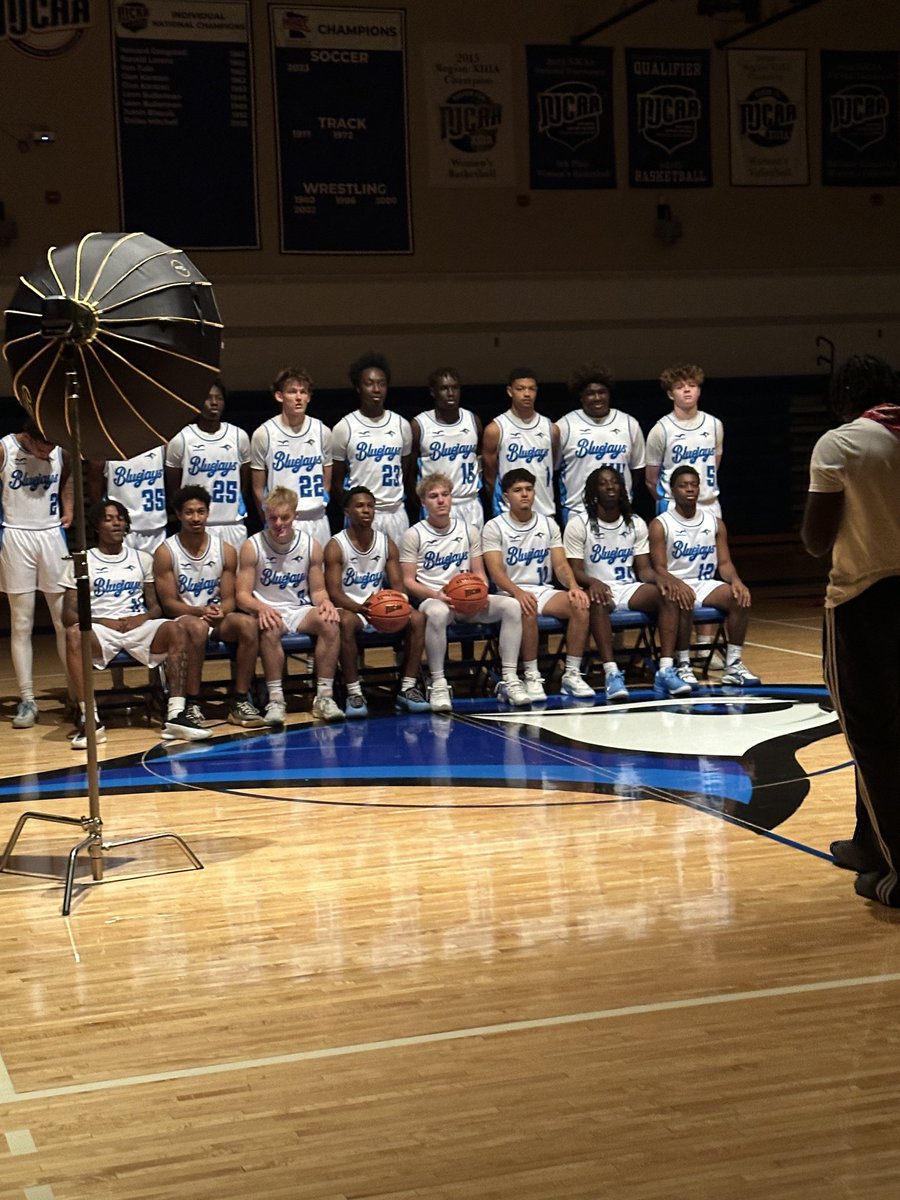 Minnesota West Men's Basketball tweet media