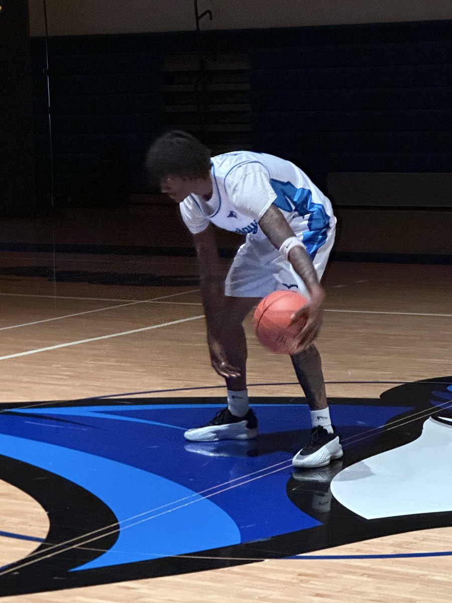 Minnesota West Men's Basketball tweet media