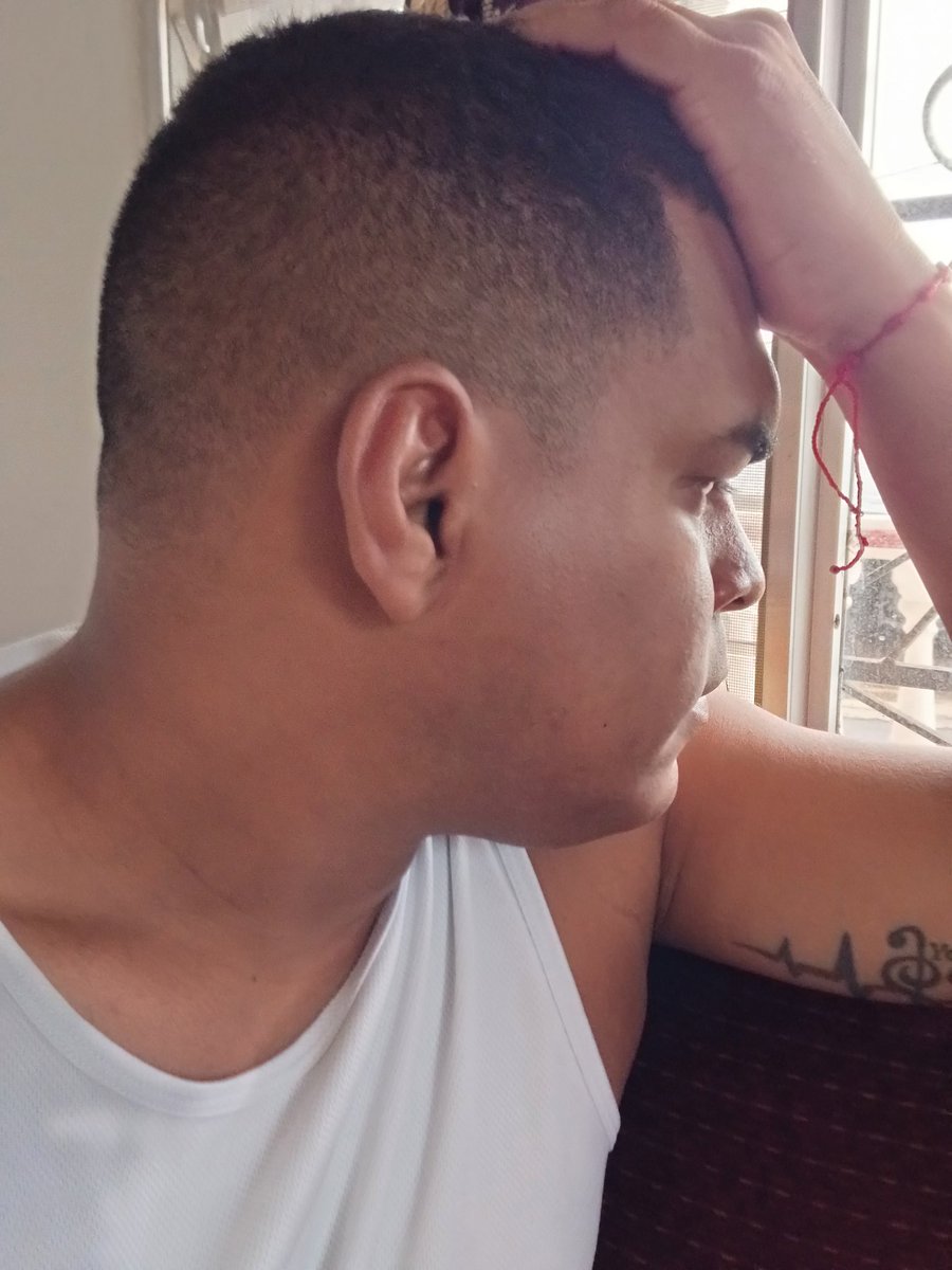 Domingo aburrido en casa 🫠