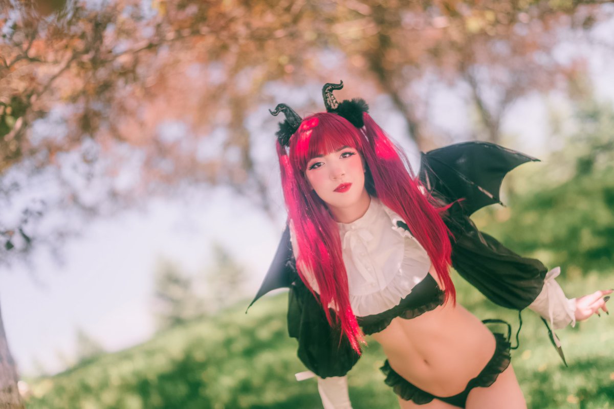 ShutterFae tweet media