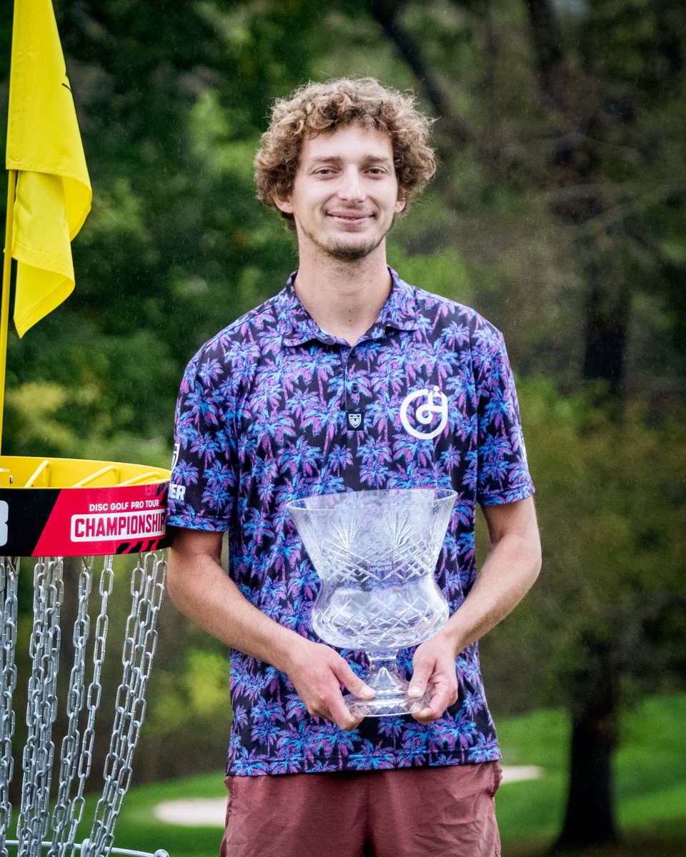 DiscGolfProTour's tweet photo. Ending the season with a W ☝️ https://t.co/n67SgbXCPr