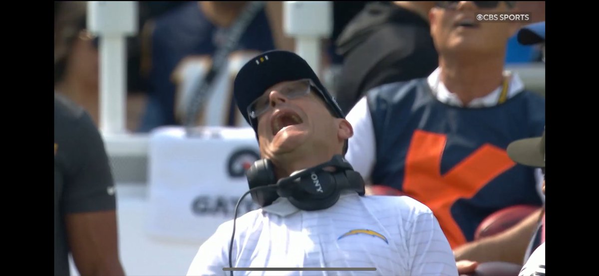 Heidi_Reybrouck's tweet image. Coaches when they play Indiana teams #ForTheShoe