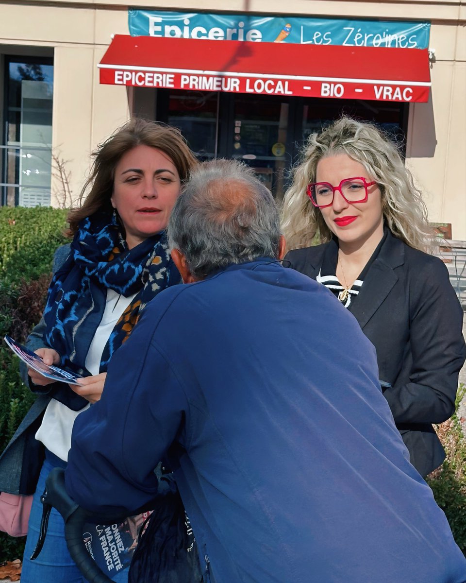 Stephanie_Vct31's tweet image. 🇫🇷Ce matin, j’étais présente sur le marché de Pinsaguel. 

✅Seul le RN propose un véritable changement de cap et la fermeté nécessaire. 

#rassemblementnational #dissolution #rn1erpartidefrance