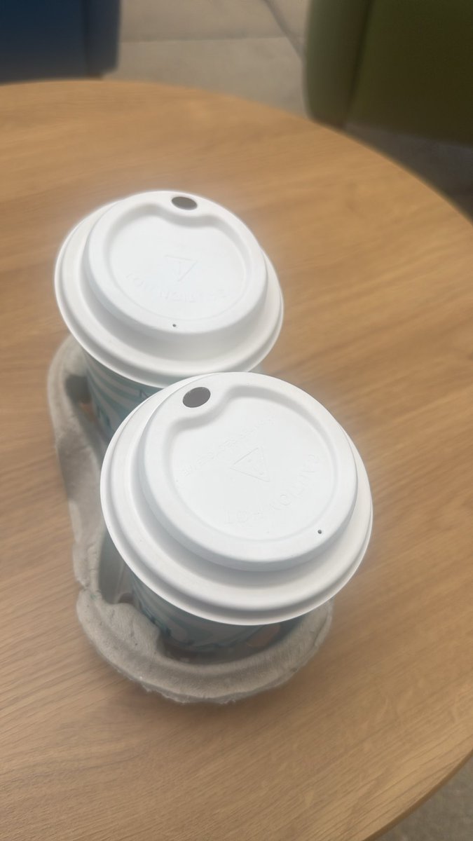 doc_hnaqvi's tweet photo. Level 9 at #MMUH today & of course there had to be coffee
The stars will always be those we work with, think the ward summed up this aptly💜
#weekendatwork
#medicine
#geriatrics
@dejavu029 @SWBHnhs https://t.co/4uKUSUkF92