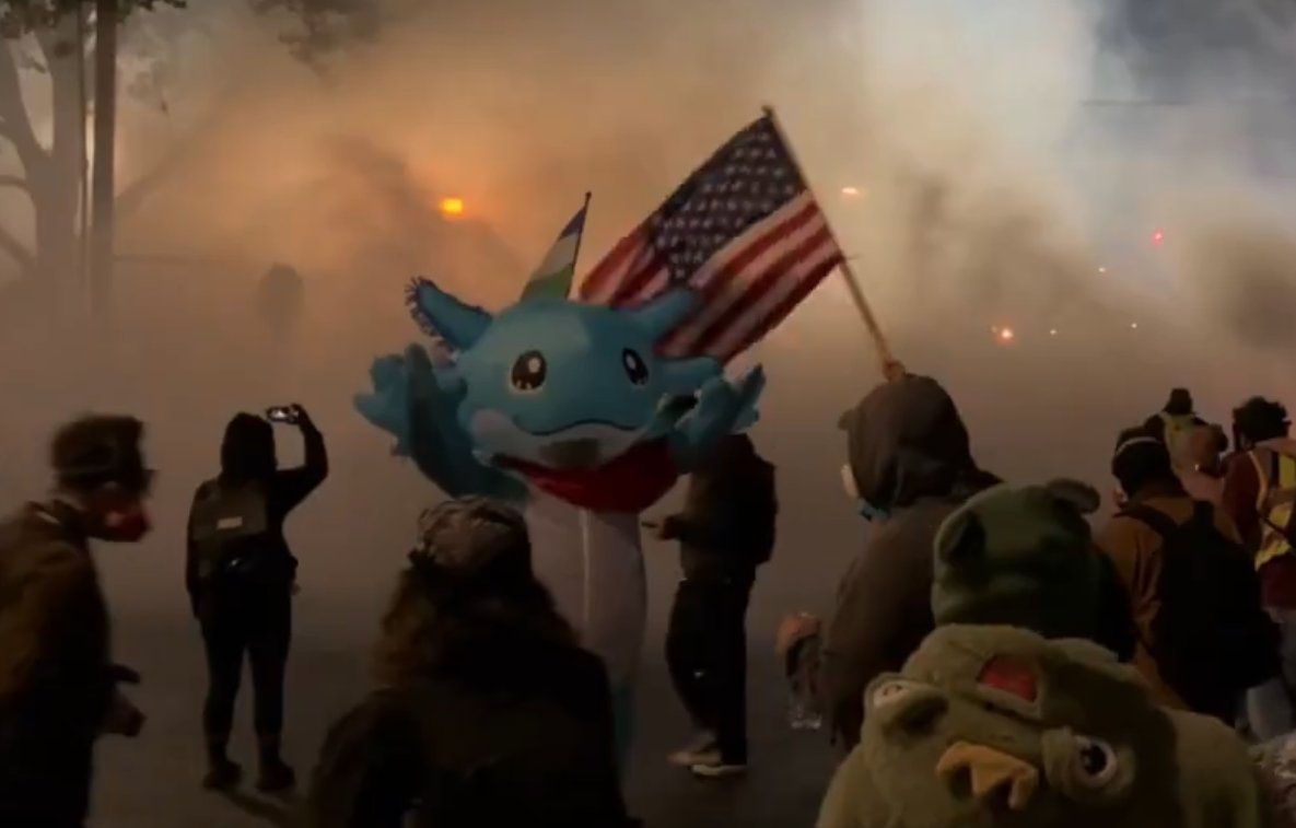 Mug_of_Glop's tweet image. This frame is going to drive a not insignificant number of AP US History students insane over the next half century.