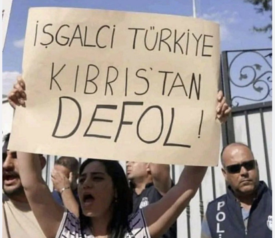 Şimdi KKTC'de seçimleri bu karanlık zihniyetmi kazandı ?

Rum işbirlikçisi teslimiyetçi zihniyet ......????
<a href="/HakanFidan/">Hakan Fidan</a> <a href="/omerrcelik/">Ömer Çelik</a>