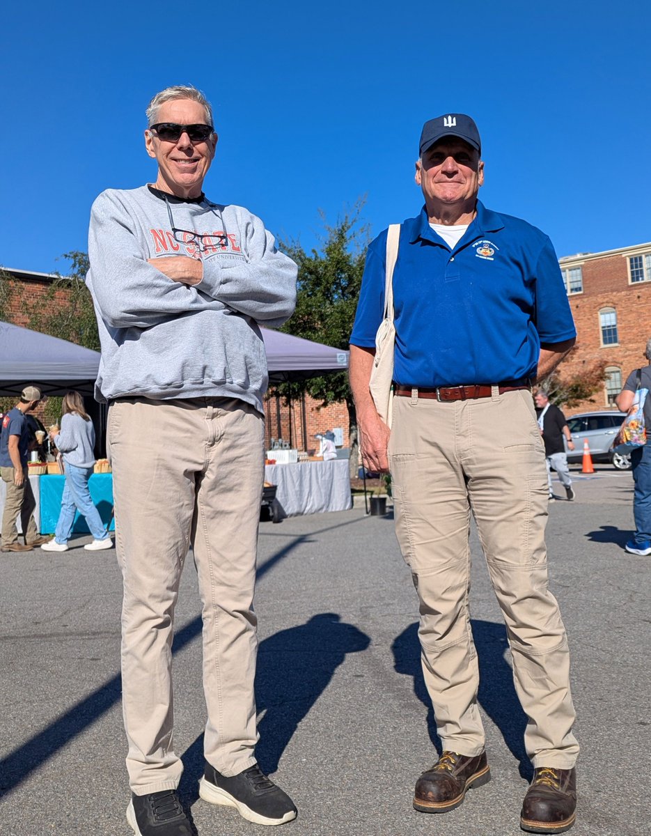 David_Garrigus's tweet photo. We have an upcoming screening event in Lee County, NC on Thursday, October 23rd at
Central Carolina Community College. Lee County Chair Commissioner Kirk Smith gave my wife and I a tour of the area including the Farmers Market and brand new, impressive Lee County Athletic Park. https://t.co/OxEtbXs4zx