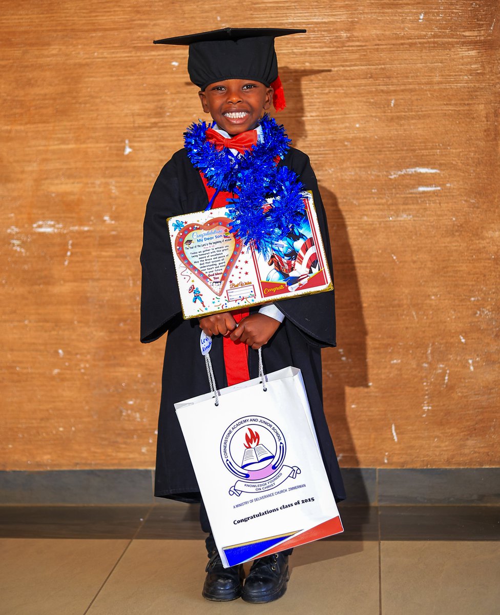 Trailblazersvc's tweet photo. 🎓Congrats to Levi Kimathi Mwenda from Cornerstone Academy.
Our youngest baller at TVC Elite Academy moves from PP2 to Grade One. Every milestone counts — we celebrate them all.
Keep shining, champ.
#TVCEliteAcademy #TrailblazersFamily #YoungChamp https://t.co/5kUpgPRub5