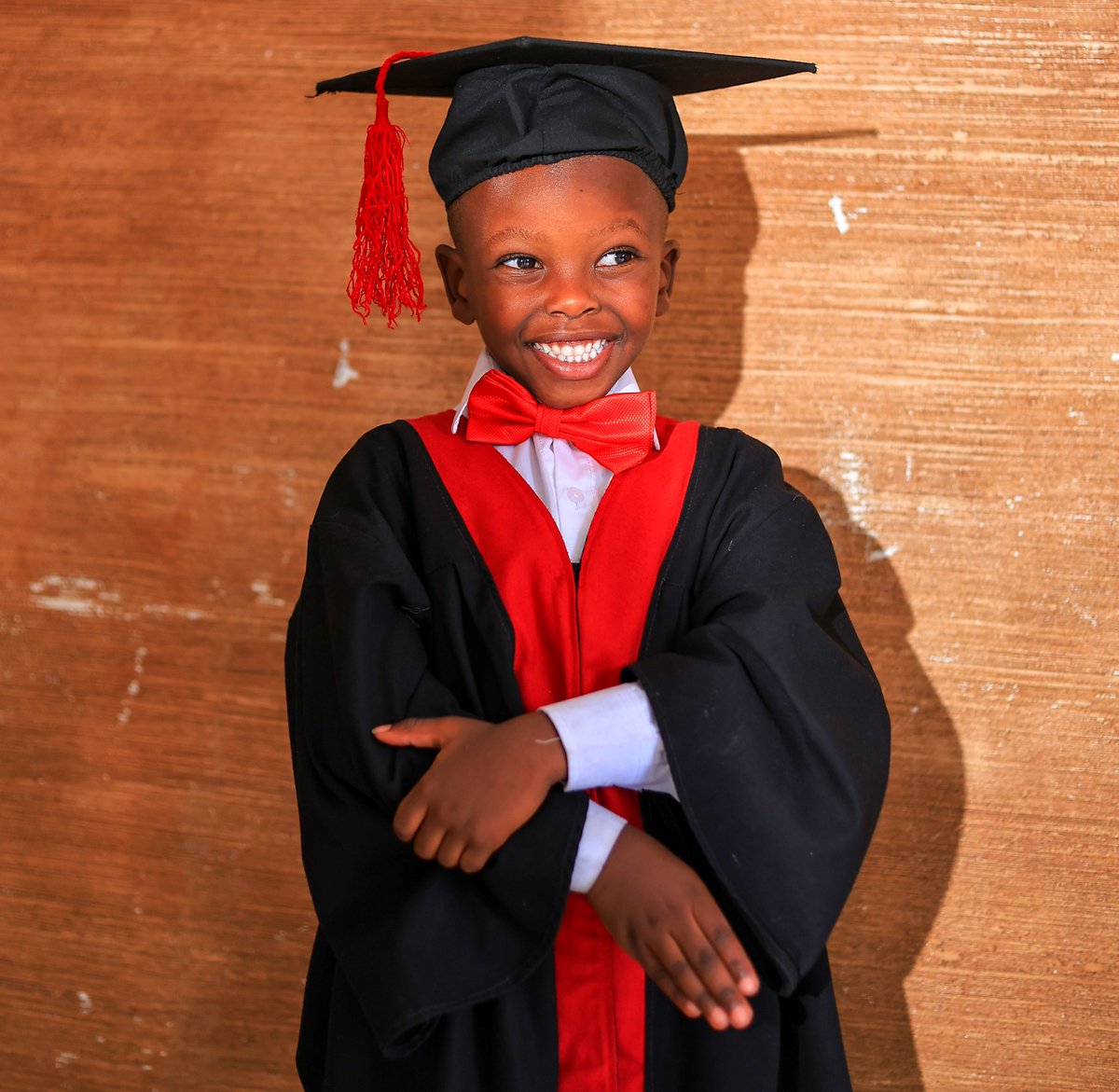 Trailblazersvc's tweet photo. 🎓Congrats to Levi Kimathi Mwenda from Cornerstone Academy.
Our youngest baller at TVC Elite Academy moves from PP2 to Grade One. Every milestone counts — we celebrate them all.
Keep shining, champ.
#TVCEliteAcademy #TrailblazersFamily #YoungChamp https://t.co/5kUpgPRub5