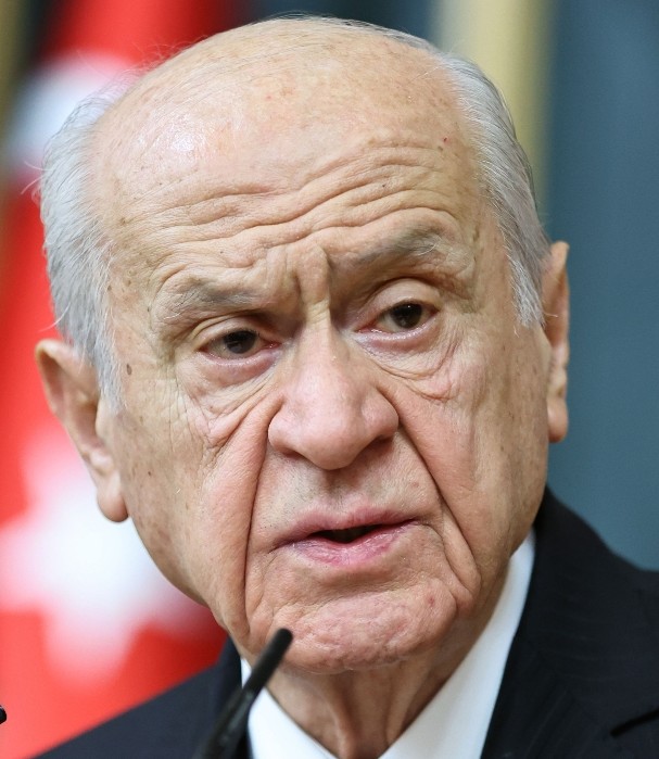 📌 MHP Genel Başkanı Devlet Bahçeli'nin bu çağrısı çok konuşulacak:
" KKTC parlamentosu acilen toplanmalı, seçim sonuçları ve federasyona dönüşün kabul edilemeyeceğini ilan etmeli ve Türkiye Cumhuriyeti’ne katılma kararı almalıdır❗️"

📌 Bence katılmalı❗️
Sizce...
KKTC, Türkiye