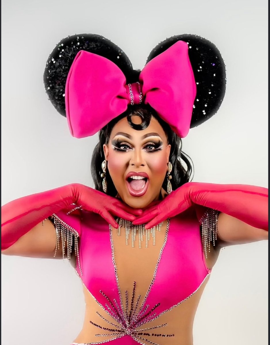 Drag_Crave's tweet image. Alexis Mateo looks fabulous in new photos.