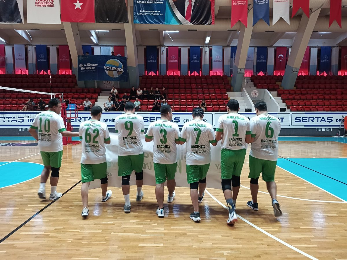 Yeşilay Adana Şubesi (@adanayesilay) on Twitter photo 3. Kamu Spor Oyunları kapsamında bu kez sahada Valilik ve ABB İtfaiye takımları karşı karşıya geldi! 💪🔥
Başkanımız Sn. Dr. Yunus Emre YILDIRIM, Valilik takımında yer alarak sahada Yeşilay farkındalığına katkı sundu.
Maç boyunca Yeşilay pankartlarıyl farkındalık mesajı verildi. 3. Kamu Spor Oyunları kapsamında bu kez sahada Valilik ve ABB İtfaiye takımları karşı karşıya geldi! 💪🔥
Başkanımız Sn. Dr. Yunus Emre YILDIRIM, Valilik takımında yer alarak sahada Yeşilay farkındalığına katkı sundu.
Maç boyunca Yeşilay pankartlarıyl farkındalık mesajı verildi.