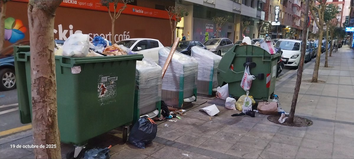 David Higuera (Higuera Ingeniería) (@d_higuera_ing) on Twitter photo 28 dias, lo que no mejora empeora. Propongo que este mes en Castilla-Hermida (a modo de protesta) hagamos una devolución masiva del recibo de basuras. Luego ya nos lo pensamos. ¡<a href="/gemaigual/">Gema Igual Ortiz</a> no hay derecho!
"Santander ni verde ni saludable"
#Santanderciudadcontaminada 28 dias, lo que no mejora empeora. Propongo que este mes en Castilla-Hermida (a modo de protesta) hagamos una devolución masiva del recibo de basuras. Luego ya nos lo pensamos. ¡<a href="/gemaigual/">Gema Igual Ortiz</a> no hay derecho!
"Santander ni verde ni saludable"
#Santanderciudadcontaminada